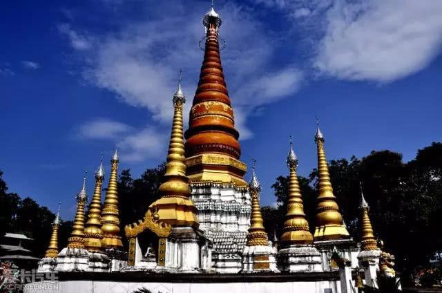 七彩云南，绿色发展，金山银山